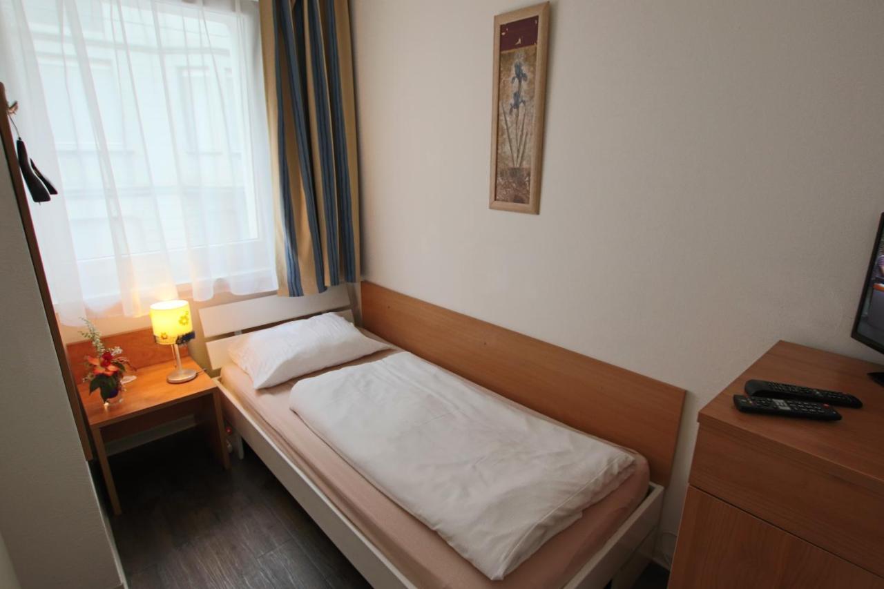 Centro Hotel Oberhausen Ngoại thất bức ảnh