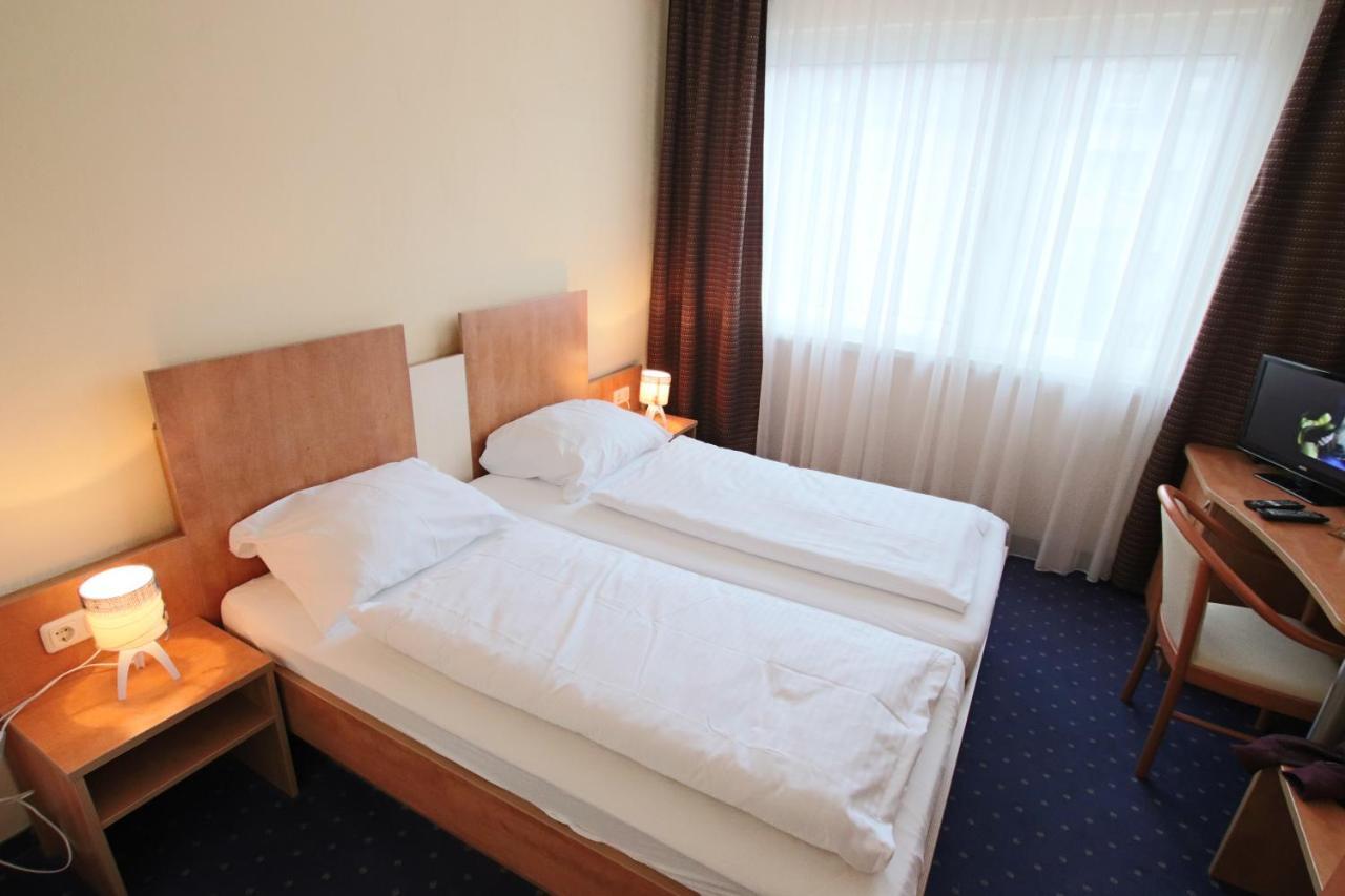 Centro Hotel Oberhausen Ngoại thất bức ảnh